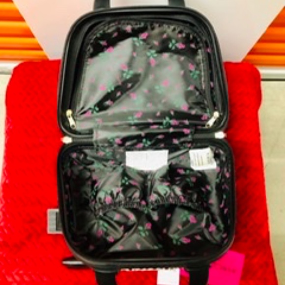 Betsey Johnson Travel Bag, S, NWT - Picture 6 of 8